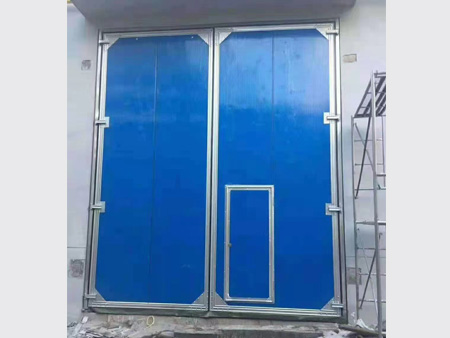 工業(yè)平開門安裝公司