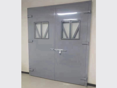 工業(yè)平開門安裝廠家