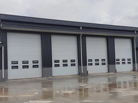 工業(yè)提升門施工案例